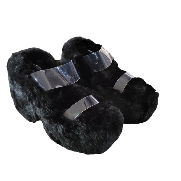 lemon drop by privileges Shoes - Lemon drop by privileges faux fur platform spade sandal black  size 8.5